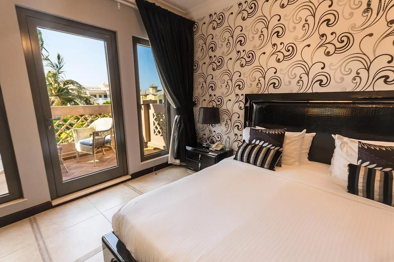 Yanjoon Holiday Homes - Palm Jumeirah Frond A Villas Dubai